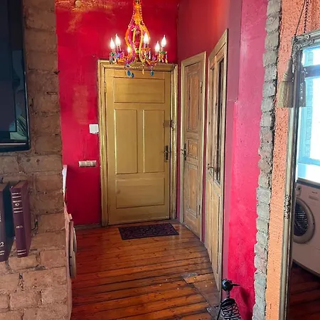 דירה Vintage Studio In The Center *