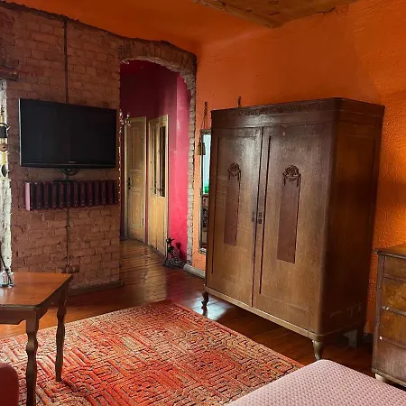 דירה Vintage Studio In The Center *